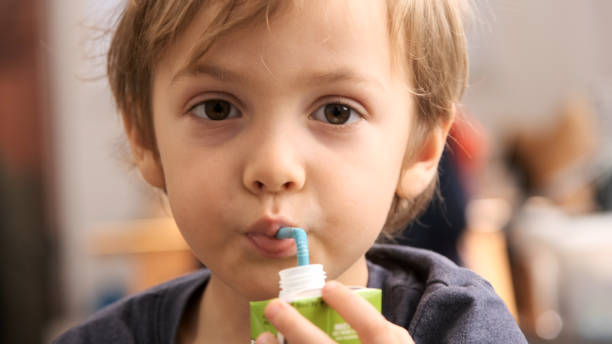 kimzolciakwedding.com