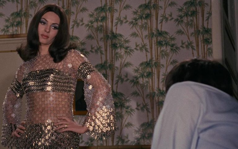 kimzolciakwedding.com