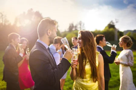Wedding Etiquette 101: Panduan Lengkap Jadi Tamu Kondangan yang Perfect
